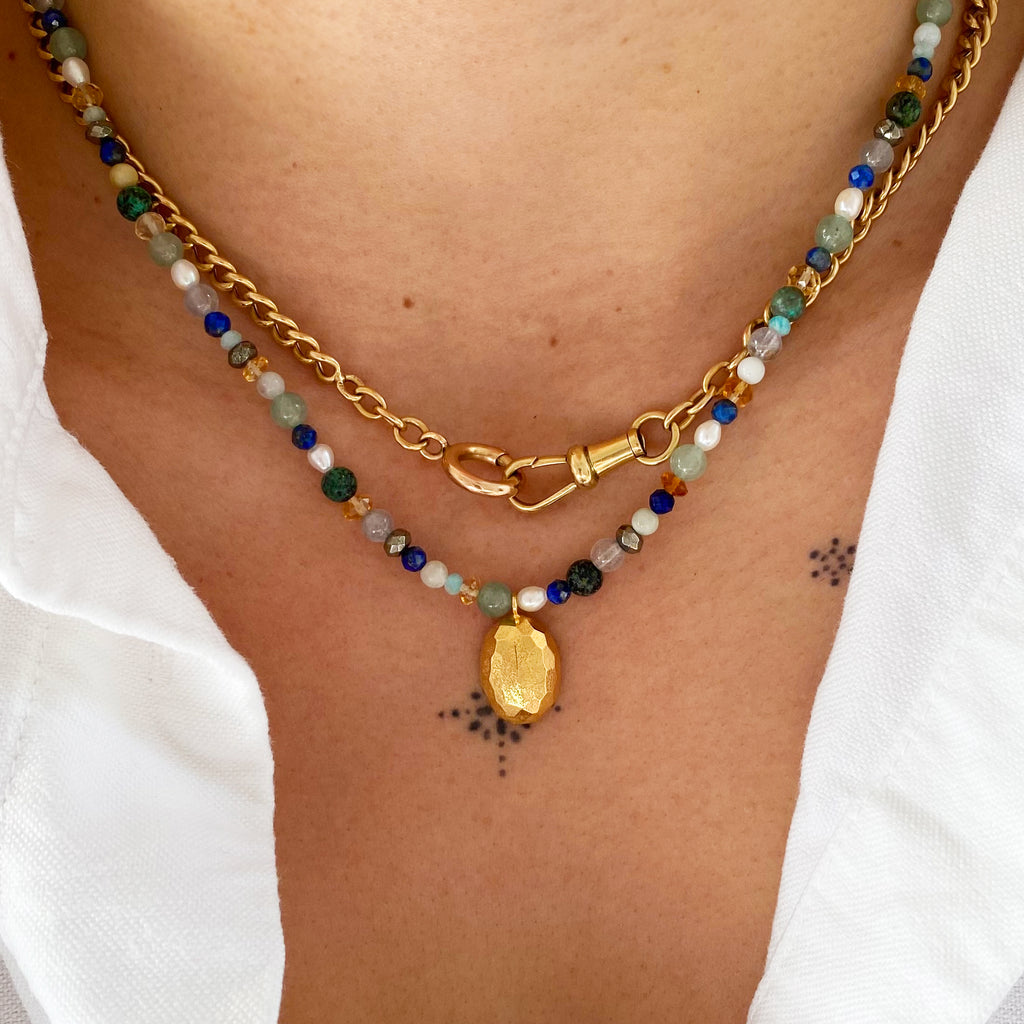 Alma Cora Necklace