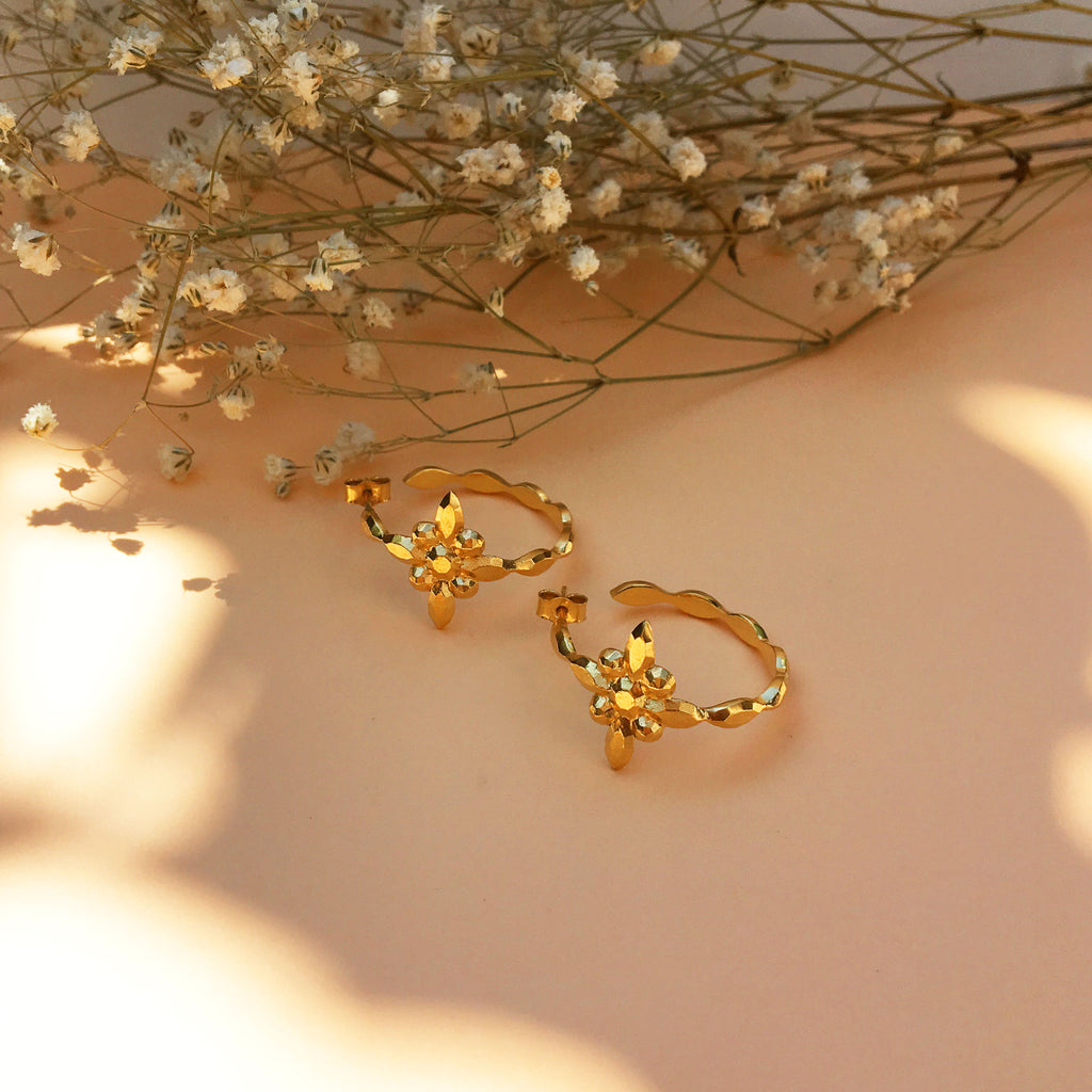 Astrid Hoops