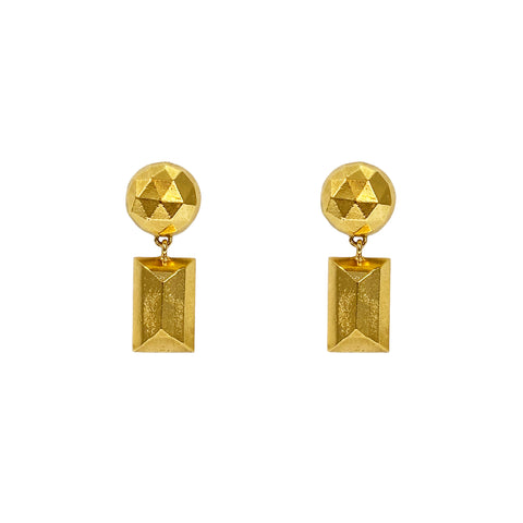 Juni Studs in Gold