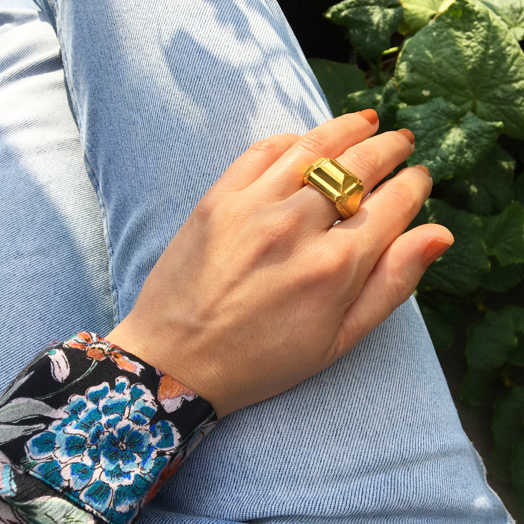 Pyra Ring in Gold