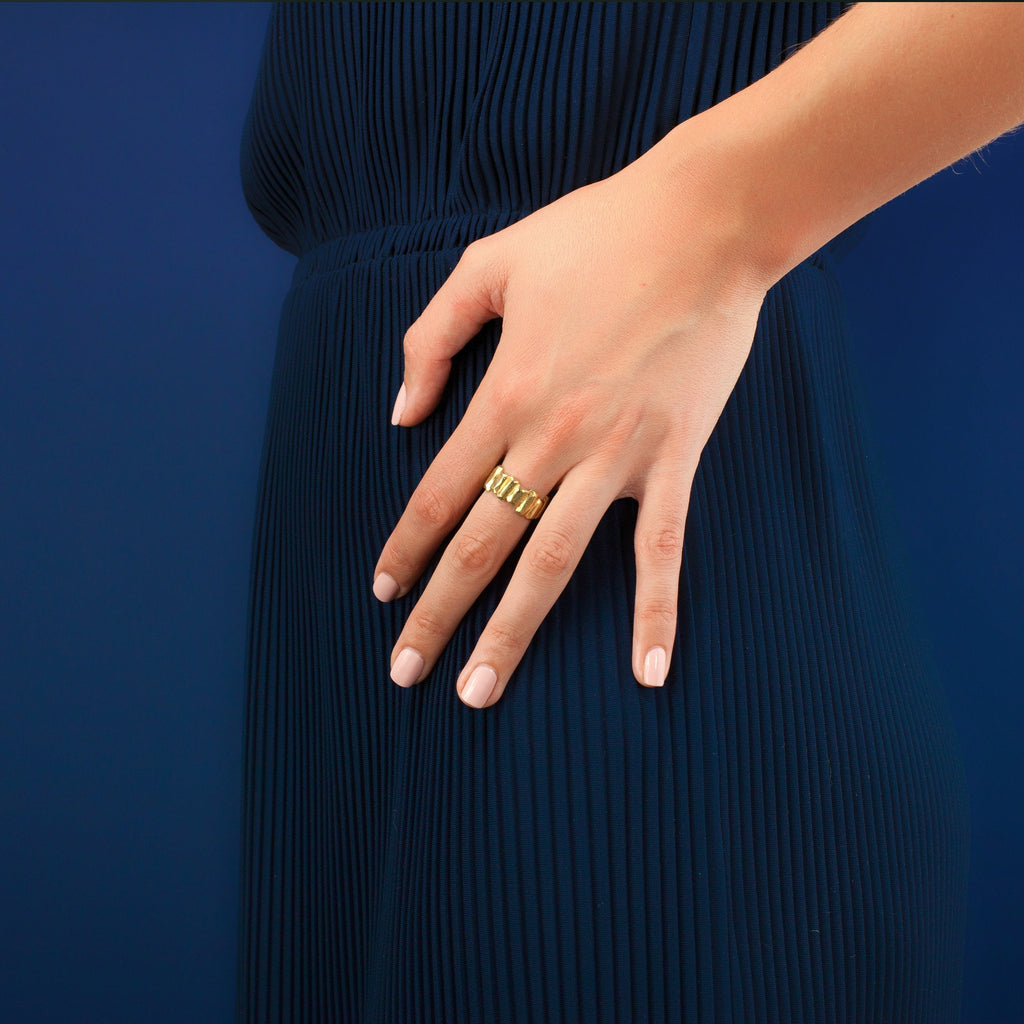 Large Luci Ring in Gold