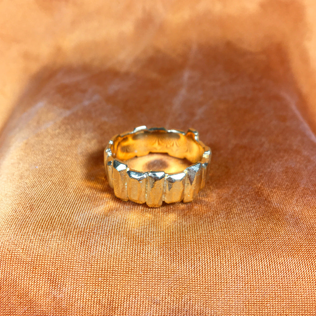 Large Luci Ring in Gold