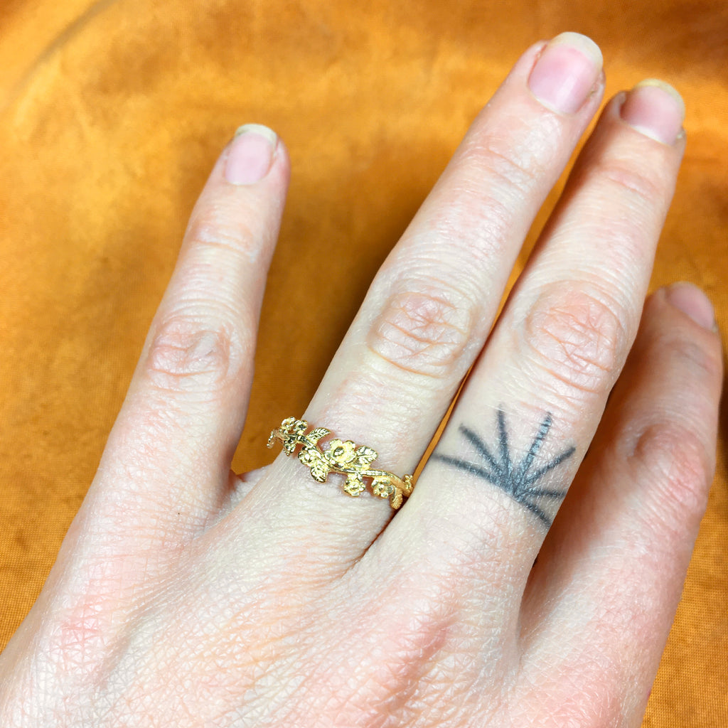 Carmen Ring in Gold