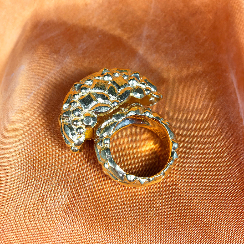 Nour Dome Ring in Gold