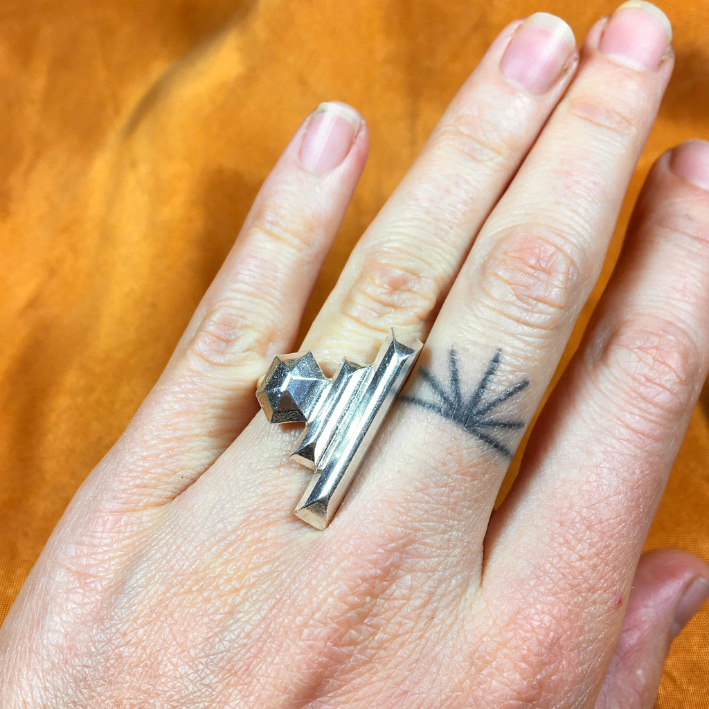 Cosmo Ring in Silver