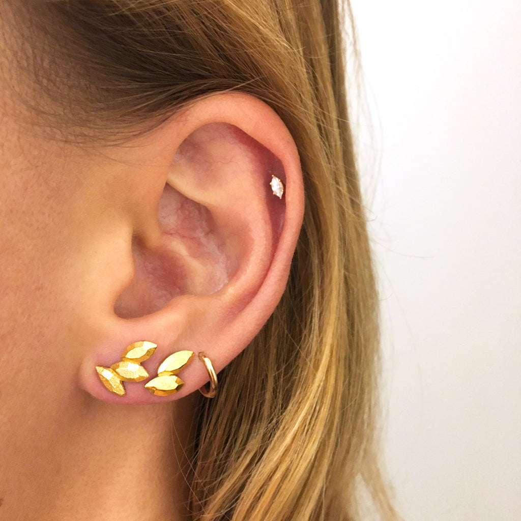 Mini Juni Studs in Gold