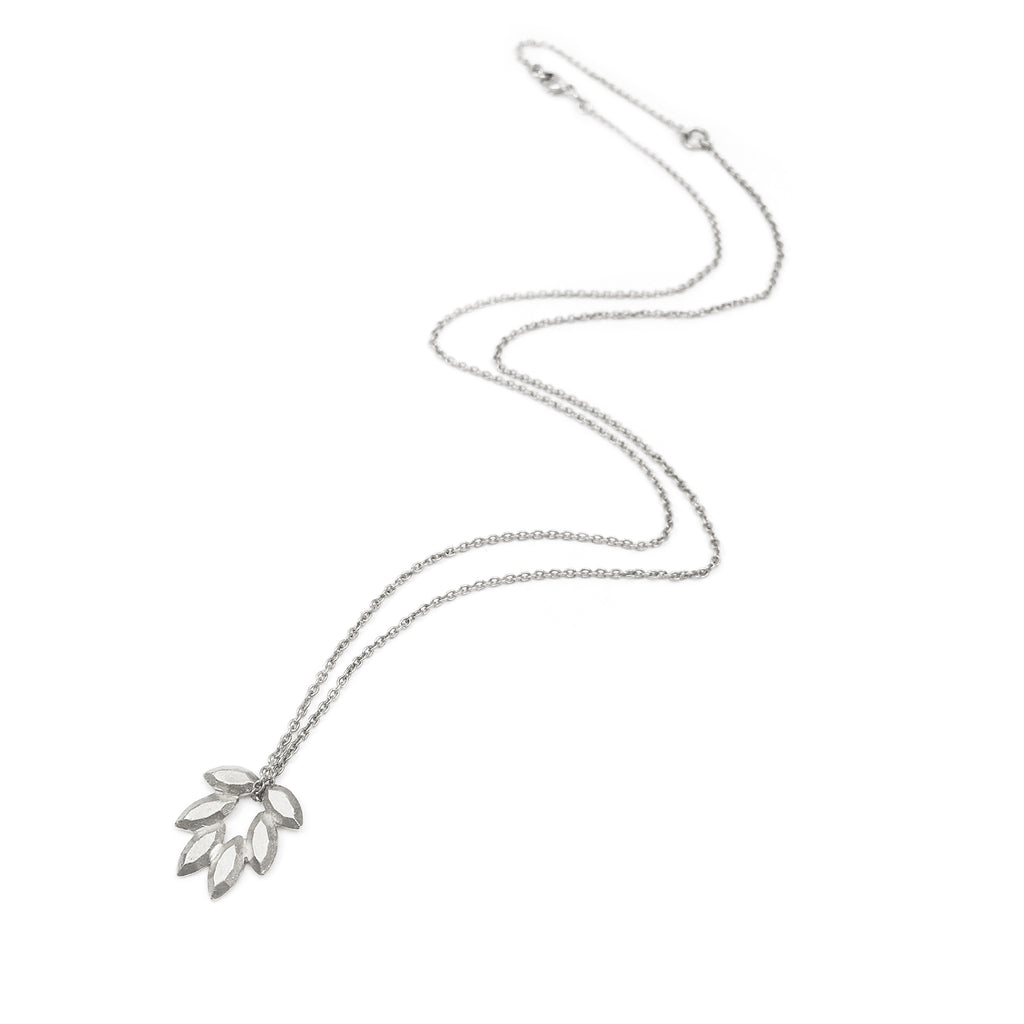 Juni Palm Pendant in Silver