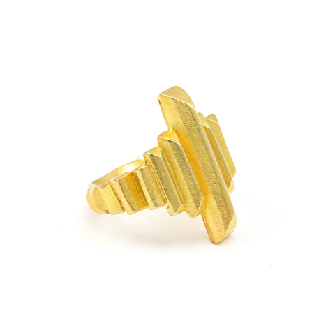 Large Lucia Ring in Gold
