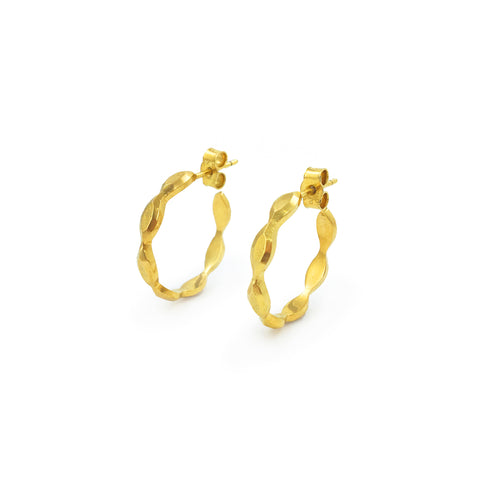 Juni Studs in Gold