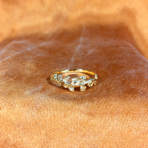 Large Lucia Ring in Gold